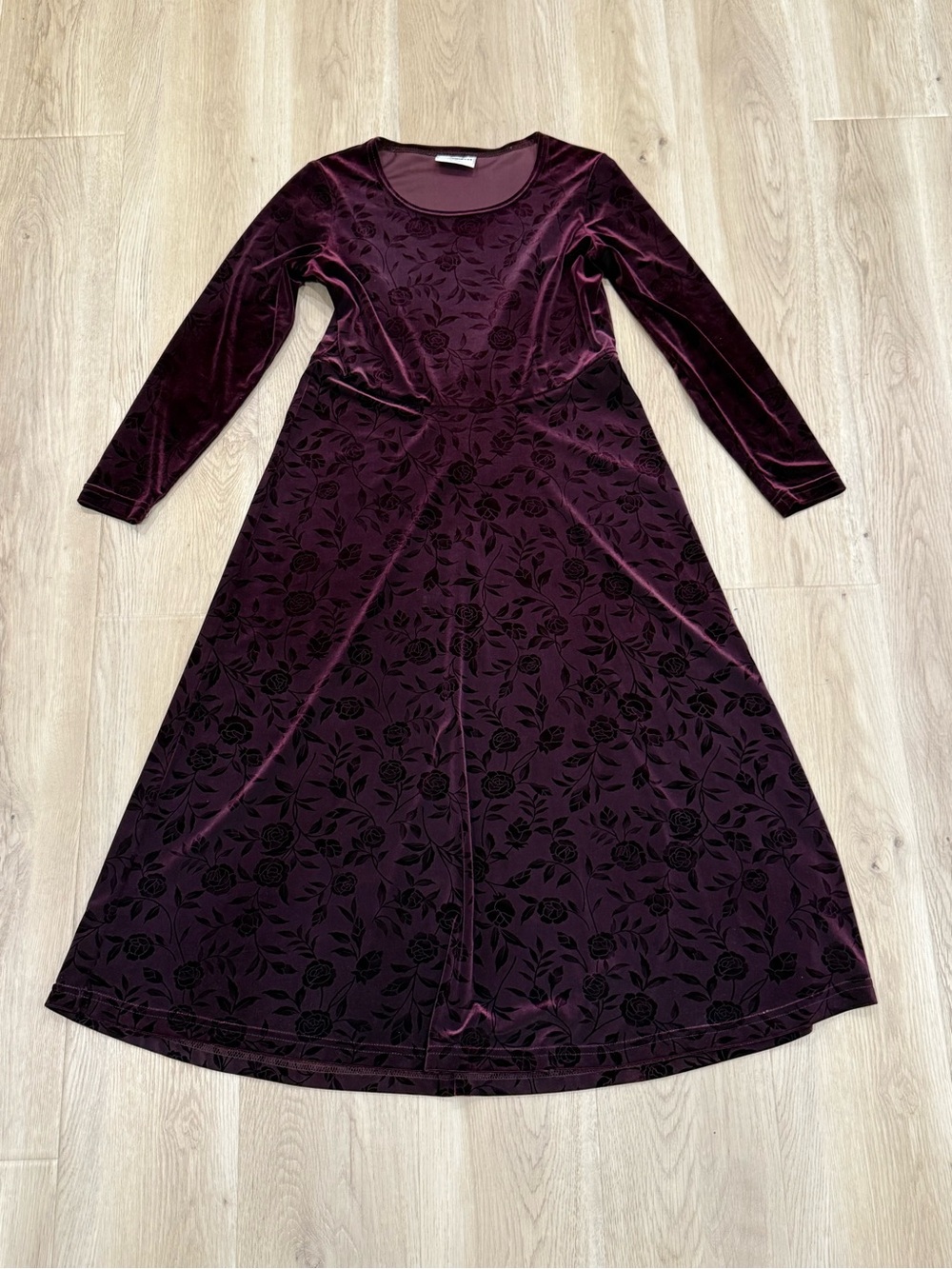 Vintage Plum Velvet Rose Print Maxi Dress Studio Ease Petite